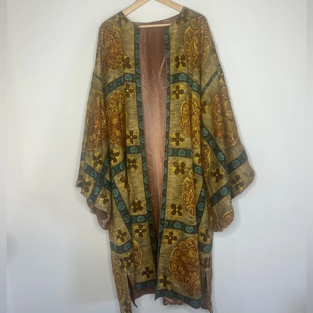 Elegant Multicolor Kimono Jacket - Picture 8 of 14